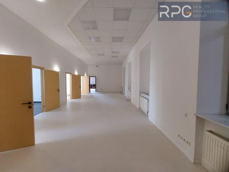 Здам офіс в офісному центрі