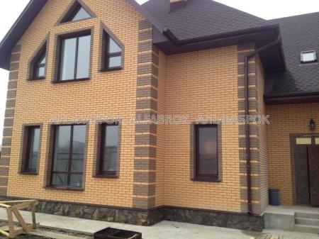 Продам 2-поверховий будинок