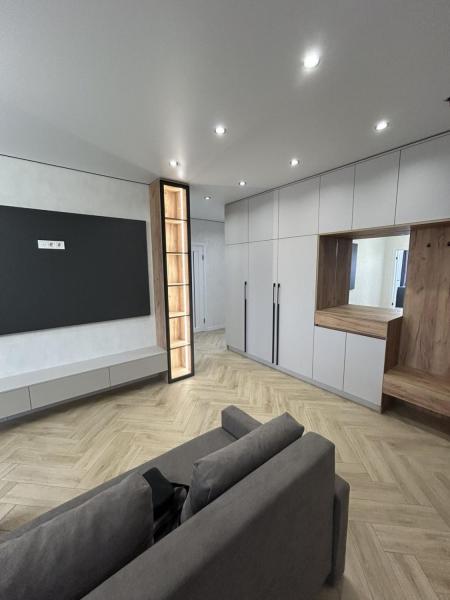 Продам 4-кімнатну квартиру в новобудові, ЖК «Real Park»