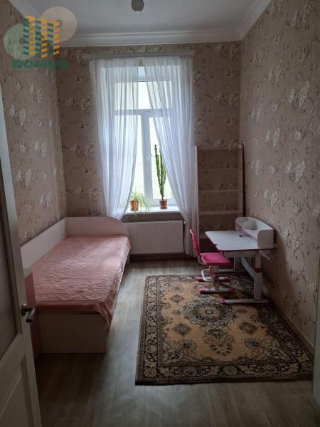 Продам 3-кімнатну квартиру