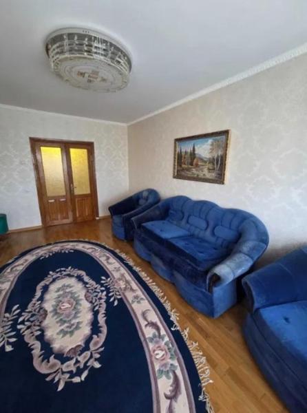 Продам 3-кімнатну квартиру