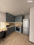 Продам 1-кімнатну квартиру в новобудові, ЖК Варшавський Плюс, 44 м², євроремонт