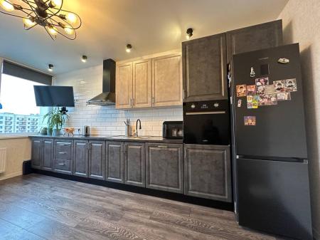 Продам 2-кімнатну квартиру в новобудові