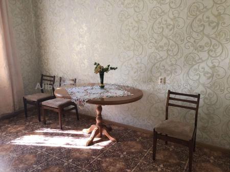 Продам 3-комнатную квартиру