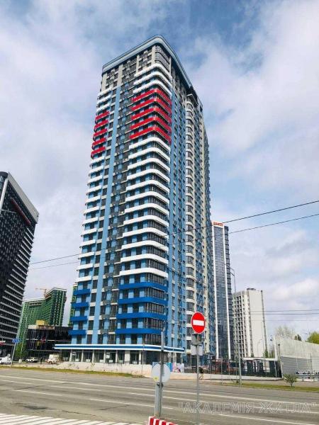 Продам 1-комнатную квартиру в новостройке