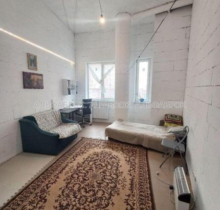 Продам 2-комнатную квартиру