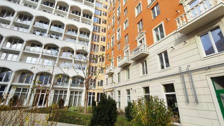 Продам 2-комнатную квартиру в новостройке, ЖК «Via Roma»