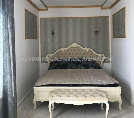 Продам 3-поверховий будинок