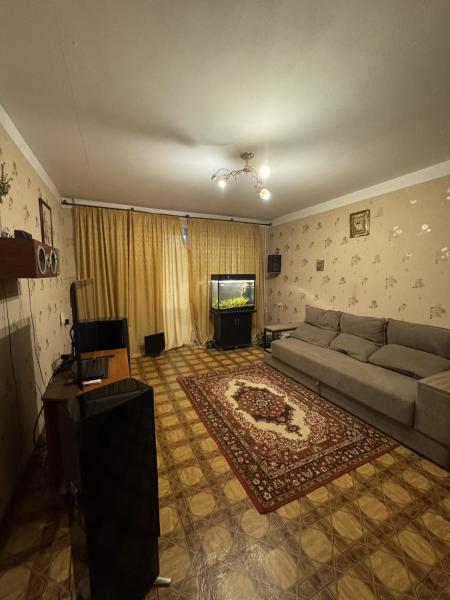 Продам 3-кімнатну квартиру