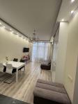 Продам 2-комнатную квартиру в новостройке, 50 м², евроремонт