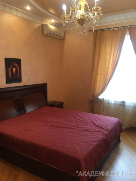 Продам 3-комнатную квартиру