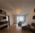 Продам 4-комнатную квартиру, 85.20 м², косметический ремонт