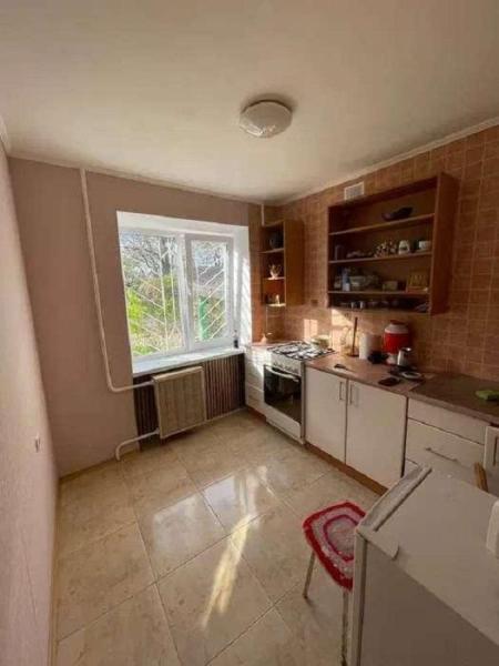 Продам 3-комнатную квартиру