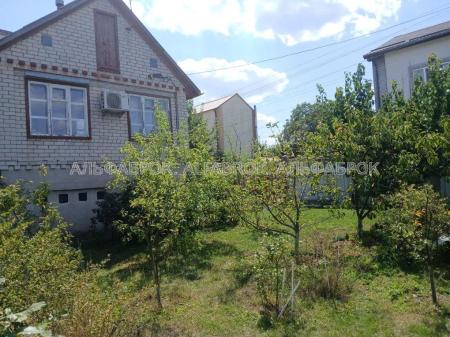 Продам 2-этажный дом