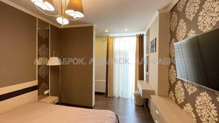 Продам 3-кімнатну квартиру, ЖК Комфорт Таун