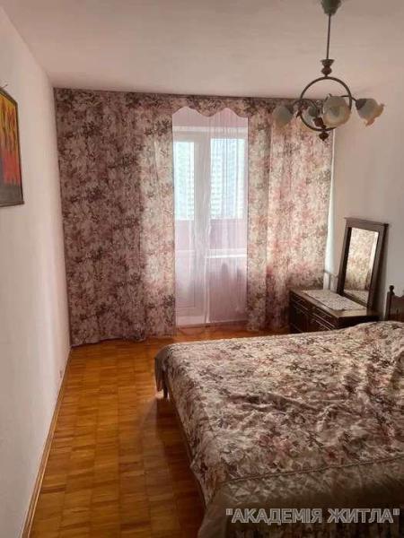 Сдам 3-комнатную квартиру