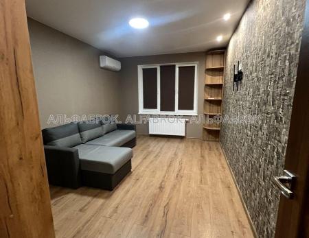 Продам 2-комнатную квартиру