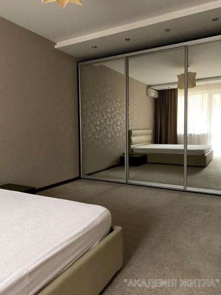 Сдам 3-комнатную квартиру