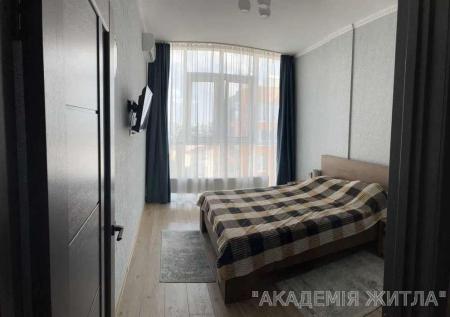Продам 3-комнатную квартиру в новостройке, ЖК Каховская