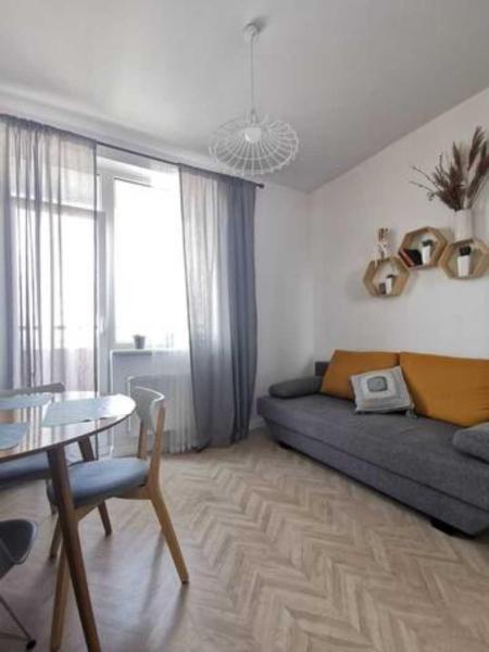 Продам 2-комнатную квартиру в новостройке, ЖК «Апельсин»