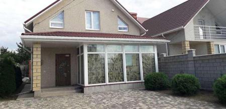 Продам 2-этажный дом