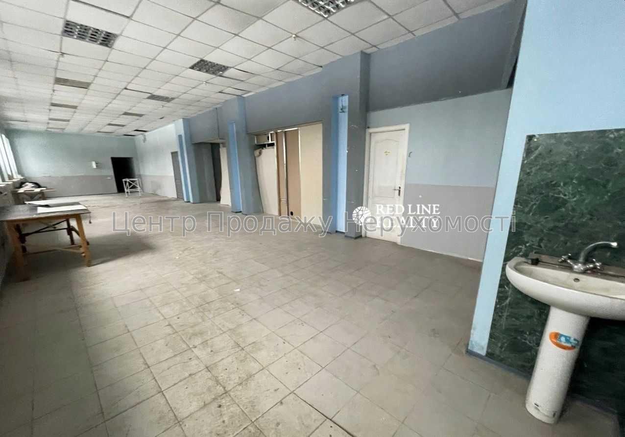 Фото Продаж офісно-виробничої будівлі4