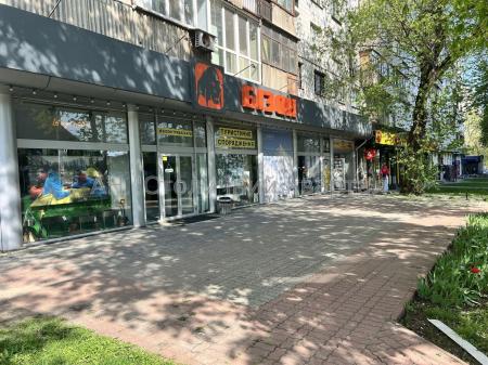 Здам торгівельне приміщення