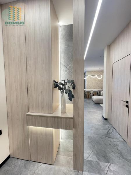 Продам 3-кімнатну квартиру, ЖК «П'ятдесят перша перлина»