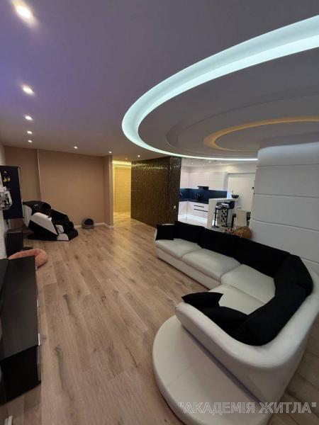 Продам 2-комнатную квартиру