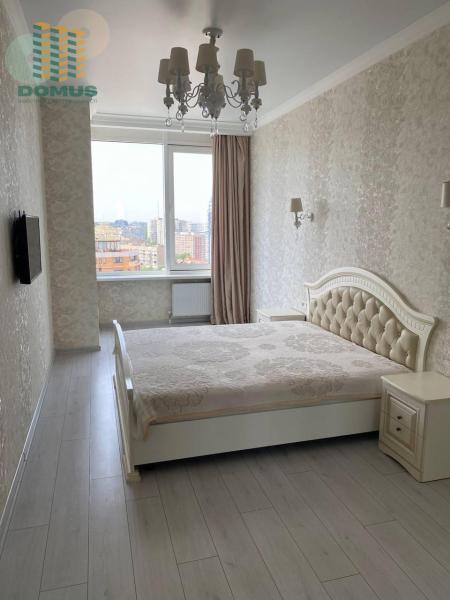 Продам 2-кімнатну квартиру, ЖК «Пальміра»