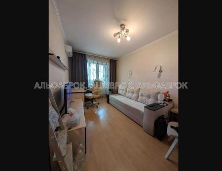 Продам 1-комнатную квартиру