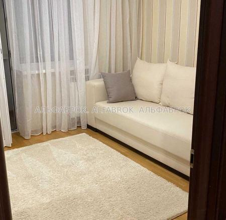 Продам 3-кімнатну квартиру