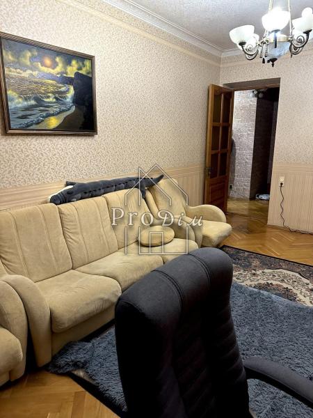 Продам 2-кімнатну квартиру