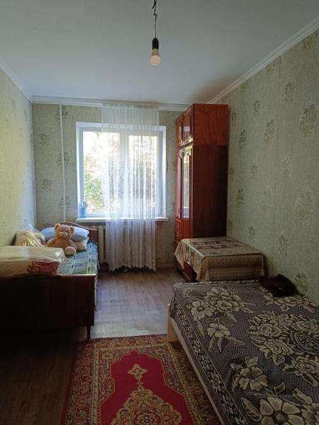 Продам 3-кімнатну квартиру