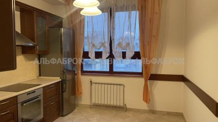Продам 3-кімнатну квартиру