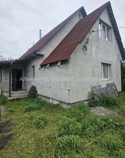 Продам 2-этажный дом