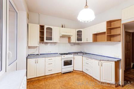 Продам 3-комнатную квартиру