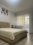 Продам 3-комнатную квартиру в новостройке, 98.60 м², евроремонт