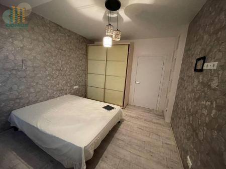 Продам 4-кімнатну квартиру, ЖК «Академмістечко-Совіньйон»