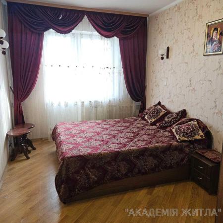 Продам 2-комнатную квартиру