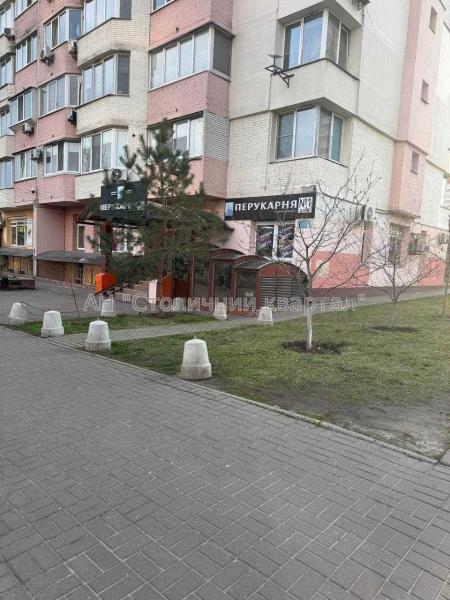 Здам торгівельне приміщення