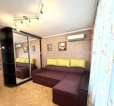 Продам 1-комнатную квартиру