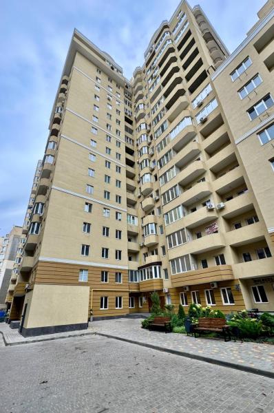 Продам 3-комнатную квартиру в новостройке, ЖК&nbsp;«Солнечный»