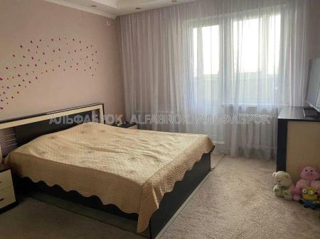 Продам 3-кімнатну квартиру