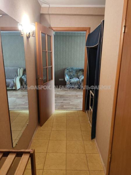 Продам 2-комнатную квартиру
