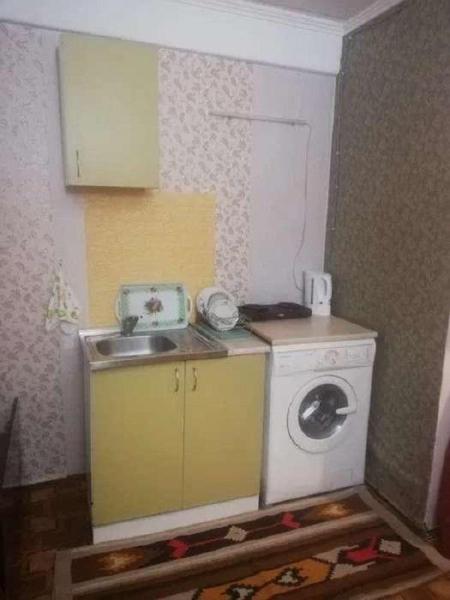 Продам квартиру-студію