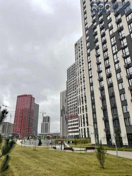 Продам 2-кімнатну квартиру в новобудові, ЖК Варшавський Плюс