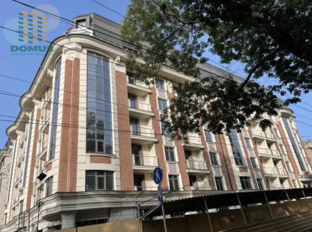 Продам 5-кімнатну квартиру, ЖК вул. Єврейська, 3