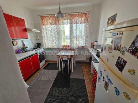 Продам 2-кімнатну квартиру