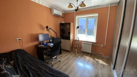 Продам 3-комнатную квартиру